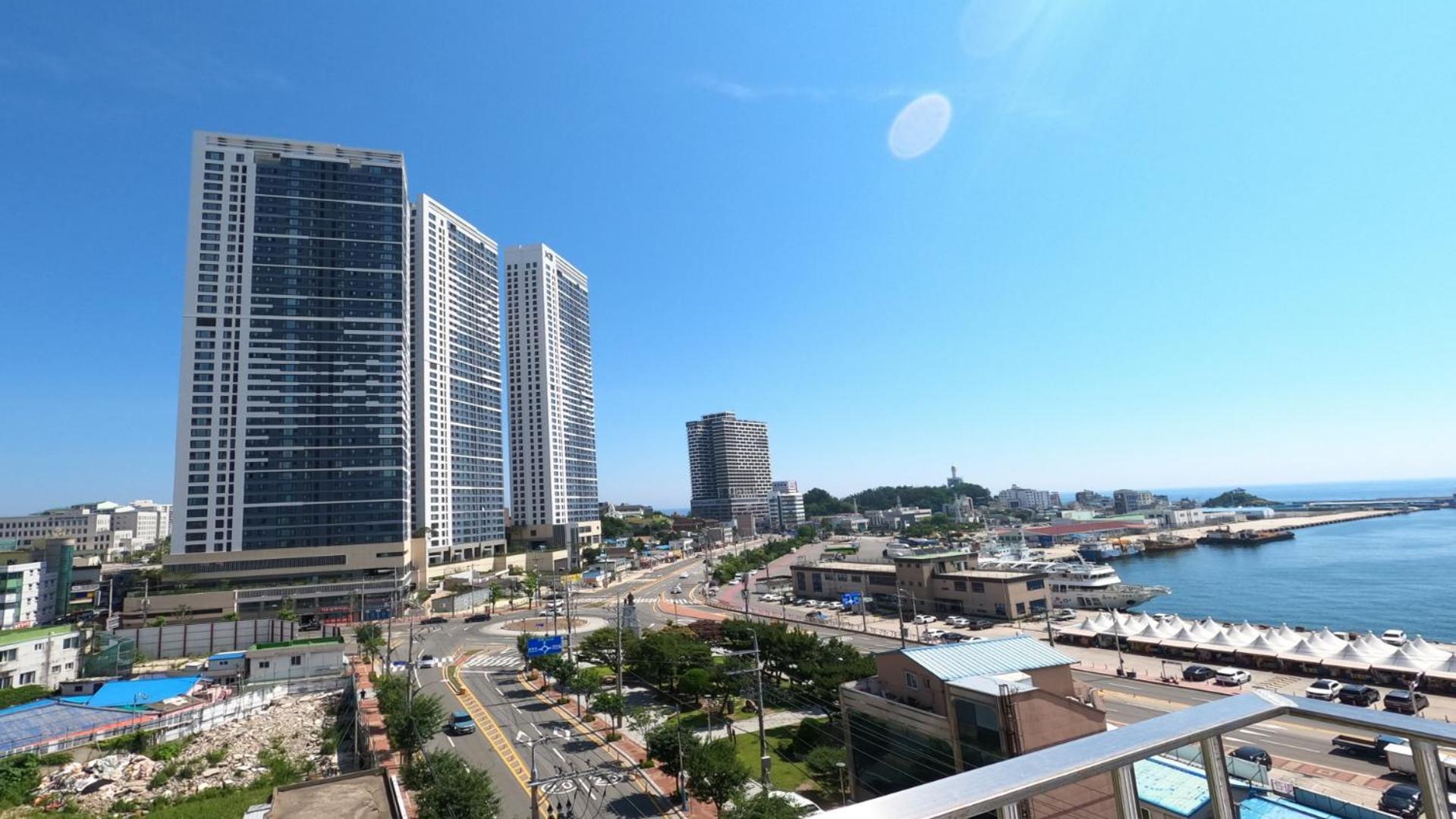 Sokcho Station Hostel מראה חיצוני תמונה